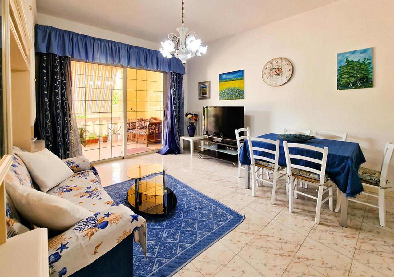 Murphy Holiday Homes - Residenza Nadia Ла Мадалена Екстериор снимка