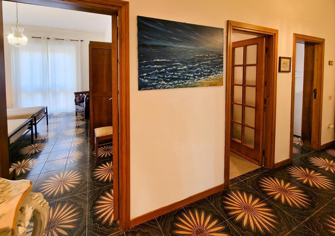 Murphy Holiday Homes - Residenza Nadia Ла Мадалена Екстериор снимка